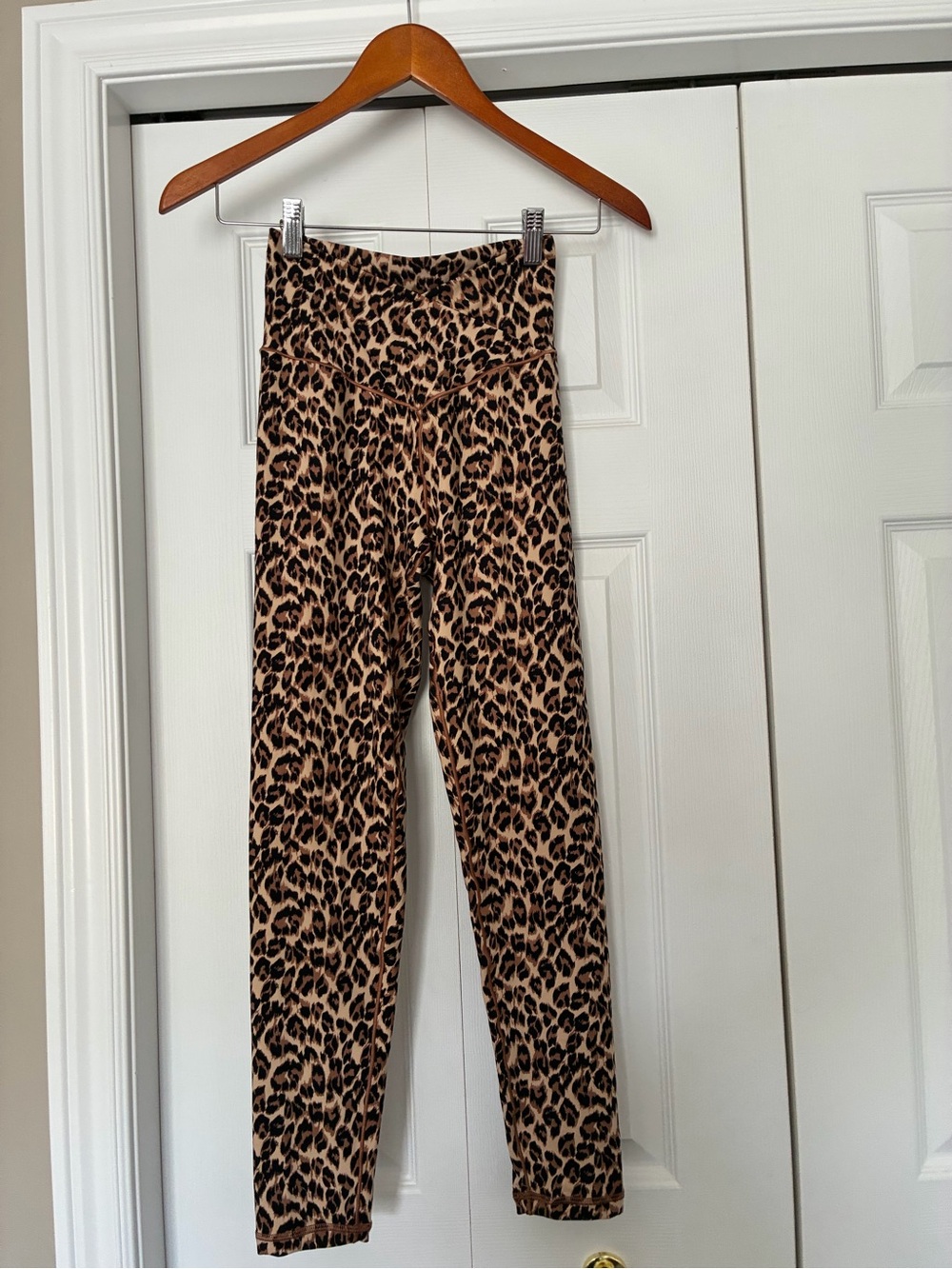Aerie Offline 7/8 High-Rise Leggings Size Medium